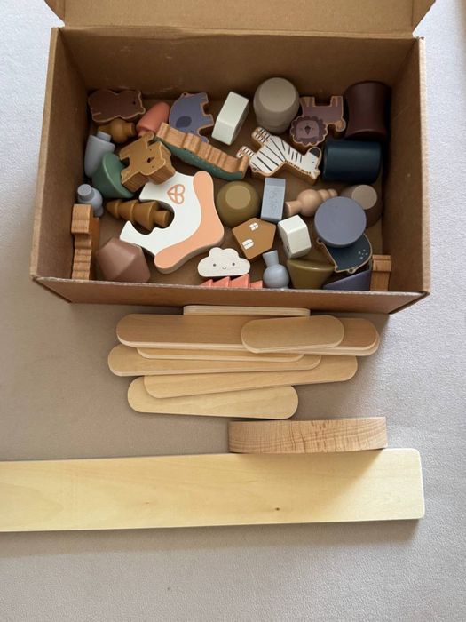 Деревянные игрушки монтессори