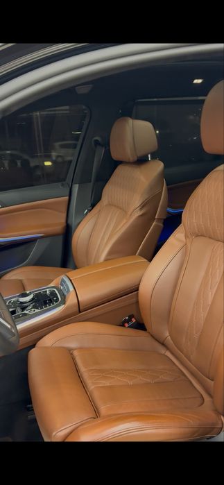 Bmw x7  M60i Full 2023