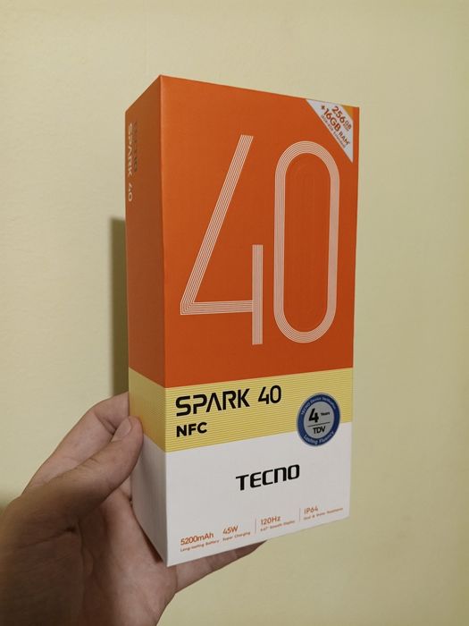Продам новый телефон Текно Спарк 40