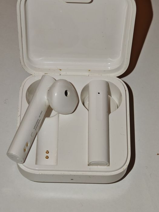 Casti wireless Xiaomi Air 2 - 30 lei