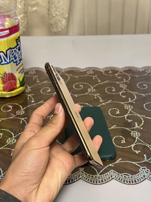 iPhone 11 Pro Max 512Gb 77% Без Ремонта!