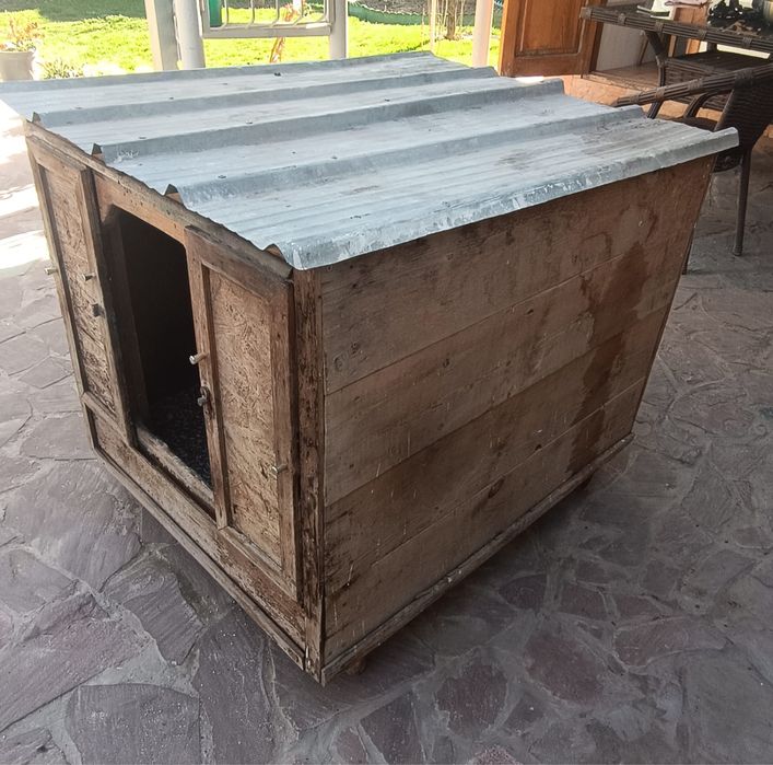 Будка для собаки