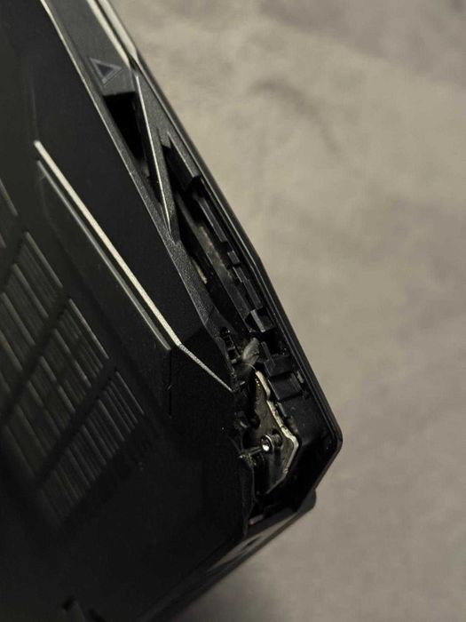 Acer Nitro 5 144hz FHD 2022/I7 12650H 16GB DDR5 RTX 4050/Defect