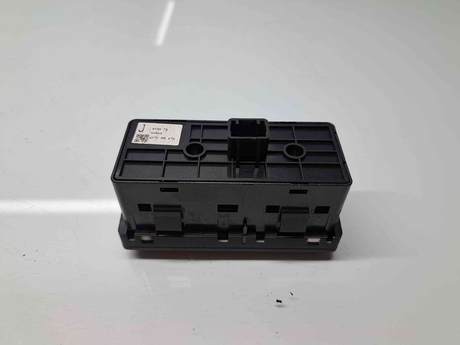 Butoane comenzi consola centrala MAZDA CX-5 (KE) [Fabr 2011-2016] KD7