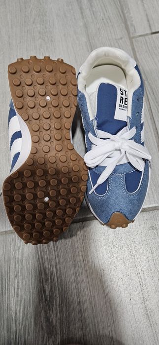 Adidasi dama 35 Nou