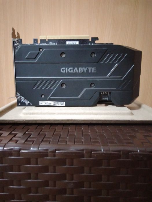 Placa video RTX 2060 6 GB VRAM GDDR6
