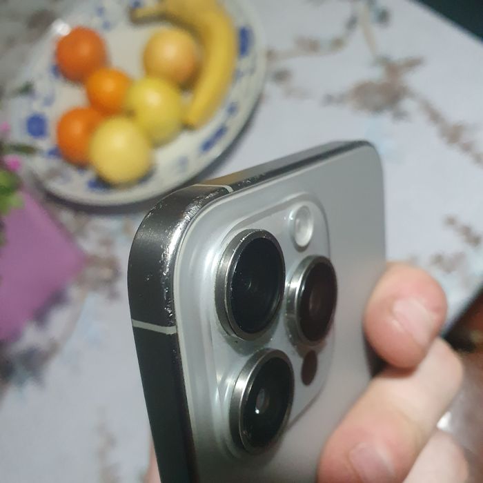 Продам IPhone 15 pro max 256гб