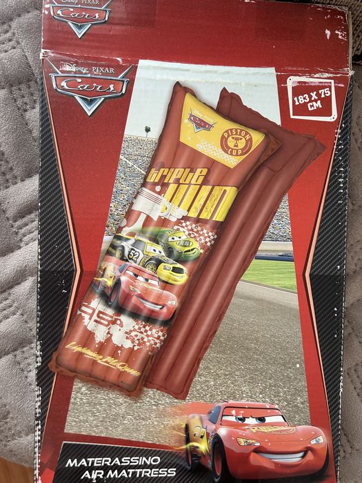 Продам надувной матрас для плавания