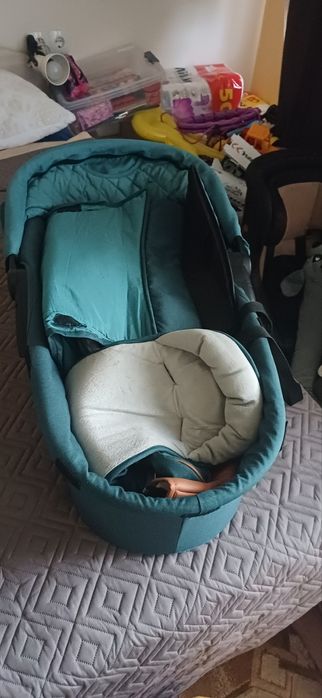 Бебешка количка  3 в 1