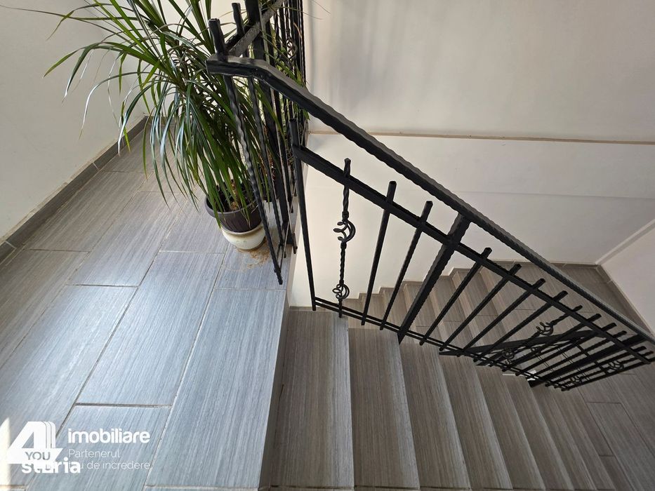 Apartament 1 cameră ,zona Vlaicu Poetului ,41 mp,et. 3/3