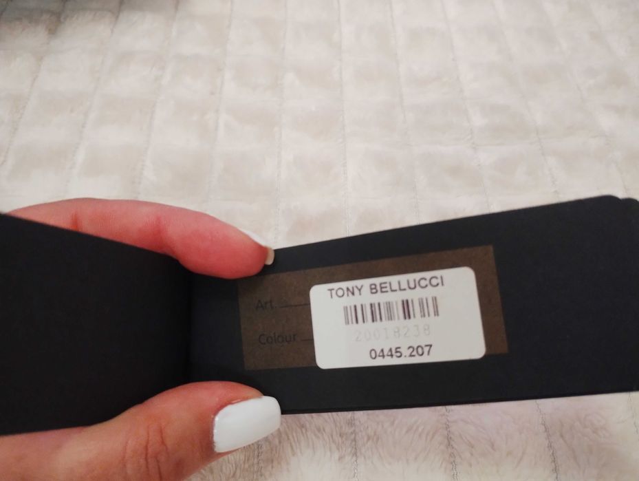 Кокетна нова дамска чанта Tony Bellucci, телешка кожа+абаносова дръжка