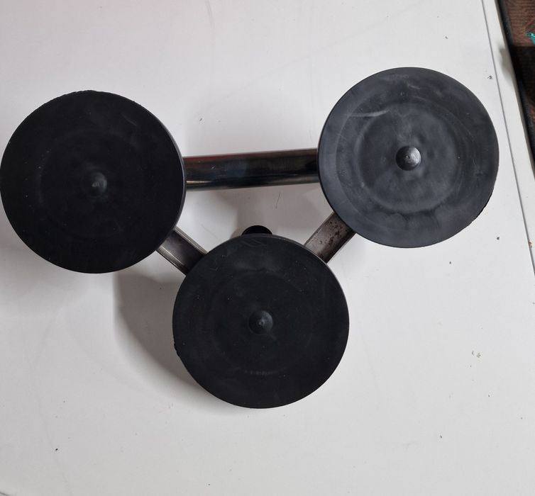 Тройна вакуумна лапа (вентуза) за стъкло и плочки – метална, усилена