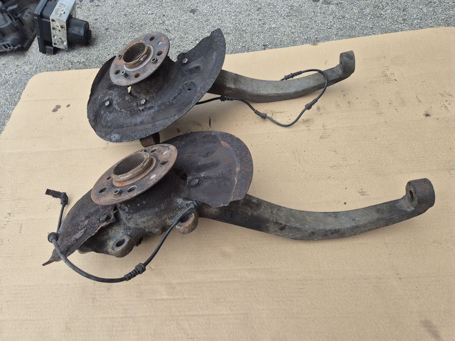 Предни/задни главини шенкели Мерцедес МЛ W164 ГЛ X164 Mercedes шенкел