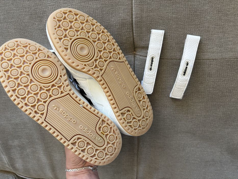 маратонки Adidas