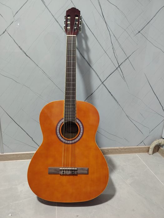 Gitara  39 razmer classik