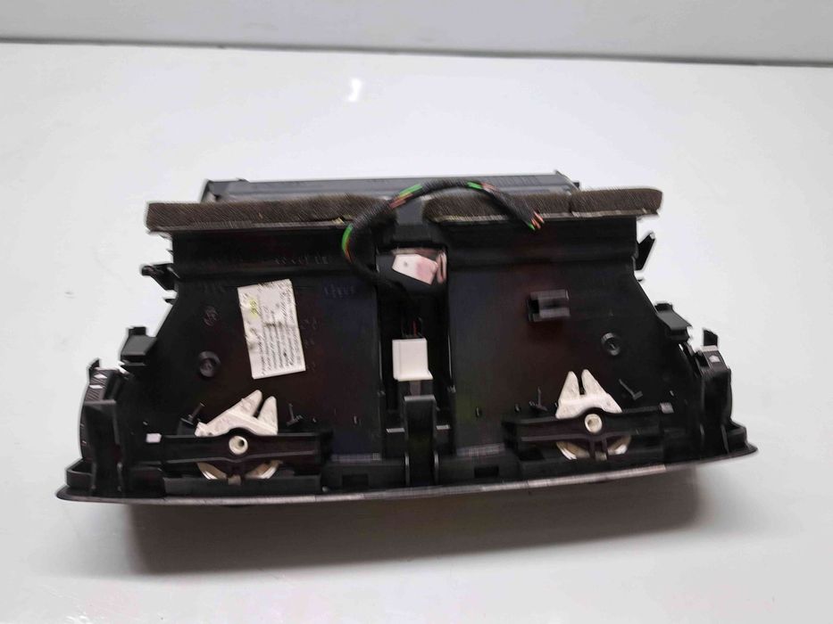 Grila aerisire centrala Skoda Octavia 2 Combi (1Z5) [Fabr 2004-2013]