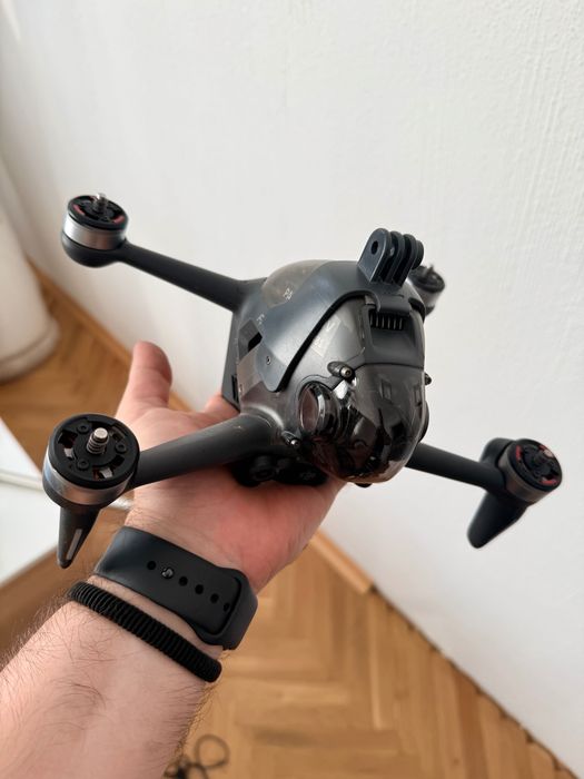 Дрон DJI FPV + 2 Батерии + ND Филтри - ПЕРФЕКТЕН!