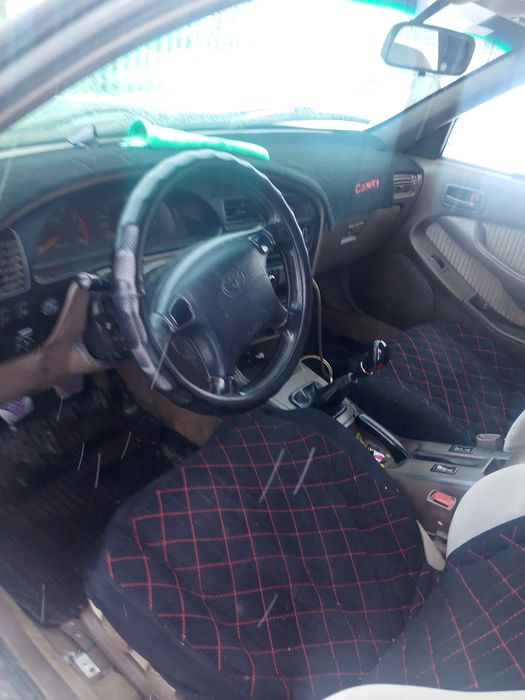 Тайота камри 10  .