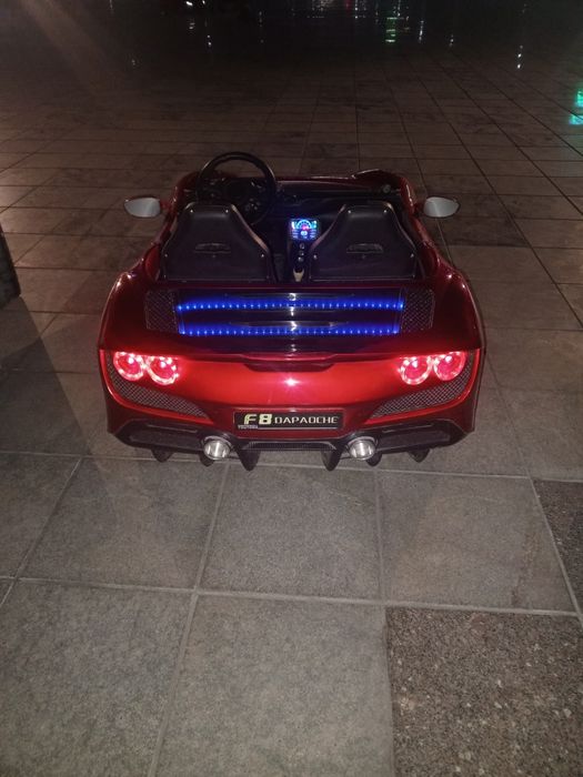 ferari f8 dapaoche sotiladi