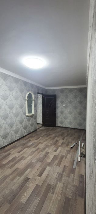 Квартира срочно сотилади