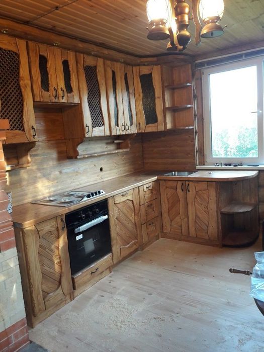 Кухни из дерева по заказ
