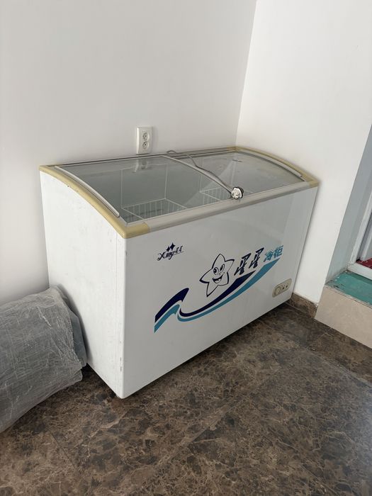 Продам морозильник