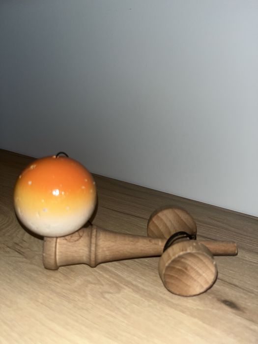 Kendama X original super sticky SEMNATA DE XREMUS Galati • OLX.ro