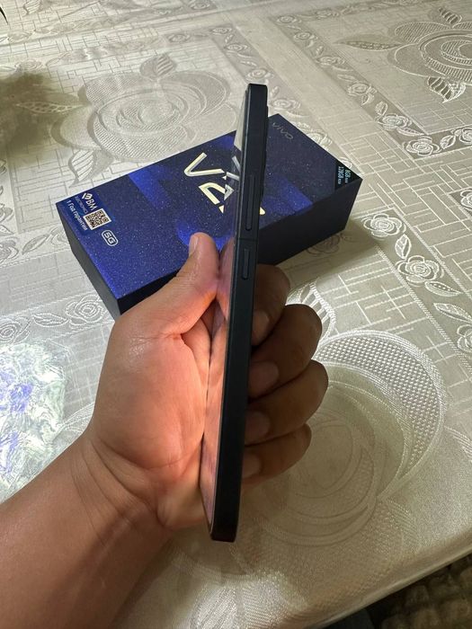 Продается  Vivo  V23  8-128g