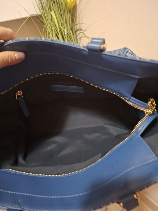 Тоmmy Hilfiger нова с етикет