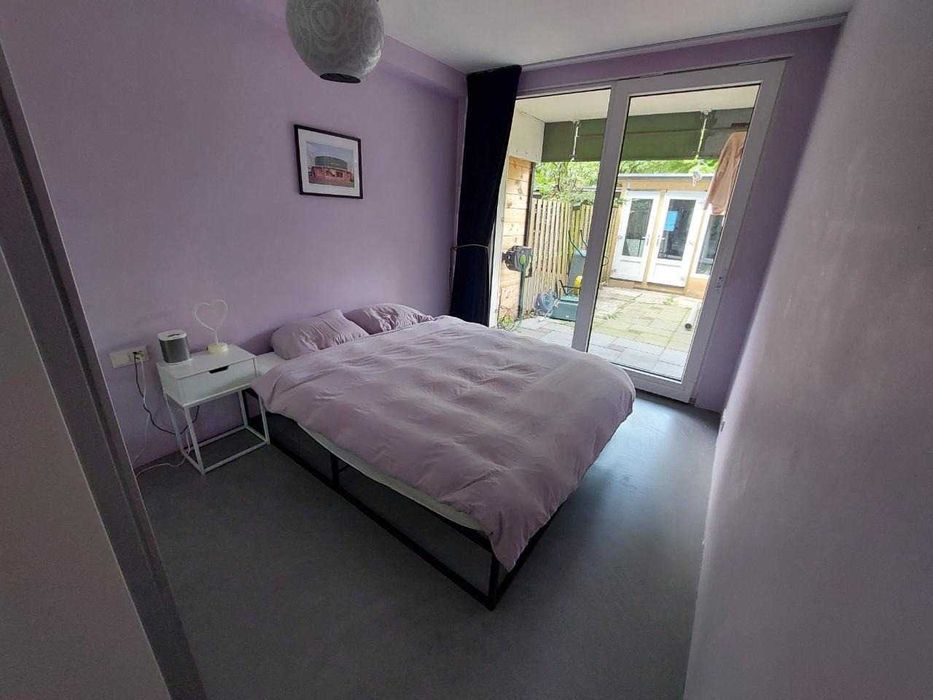 Дава се под наем Двустаен апартамент в София, Център - 65 кв.м за 433.5 € - Снимка #1