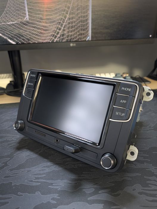 Navigatie RCD 330 Originala VW - Carplay & Android Auto