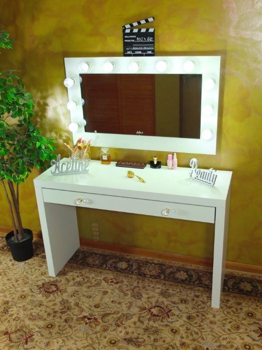 Oglinda HOLLYWOOD salon, machiaj, makeup, make up, infrumusetare