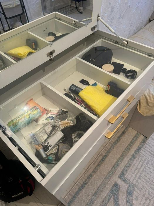 Мебель для косметики Комед