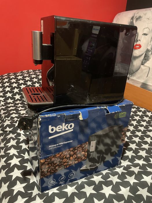 Кафеавтомат Beko (CEG3190B) Черен 600W