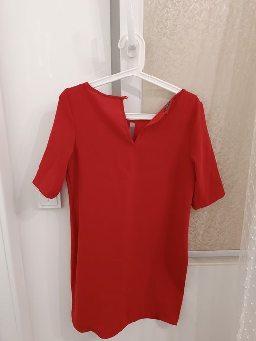 Женские вечерние платья