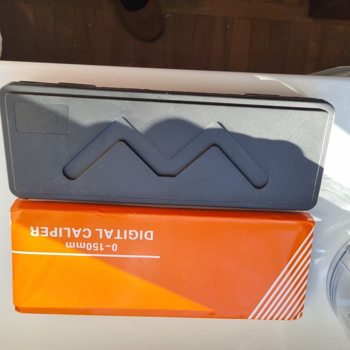 Штангециркуль электронный