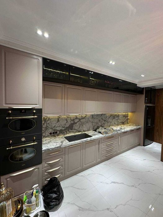 Искусственный камень для кухни столешница  Акрил, Кварцевый..