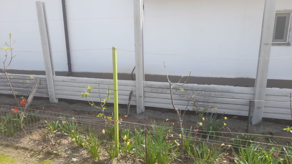 Gard Sipca scandura stalpi beton