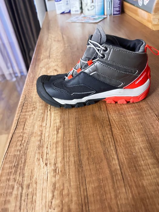 Зимни боти за момче