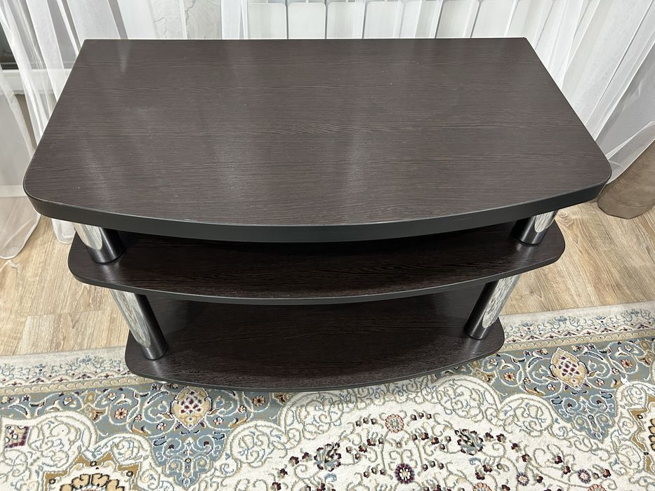 Тумба под телевизор