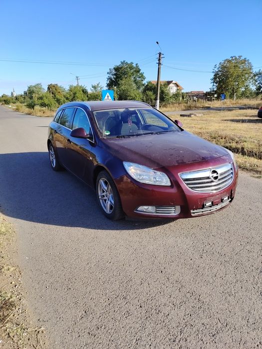 Vând Opel insignia