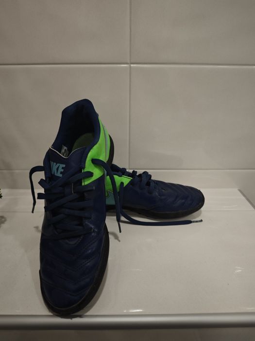 Стоножки Nike Tiempo X