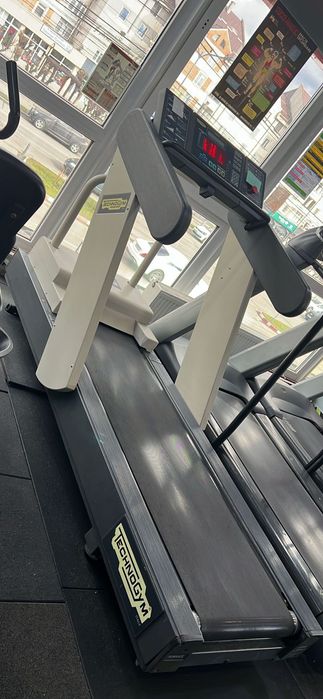 Banda profesionala Technogym