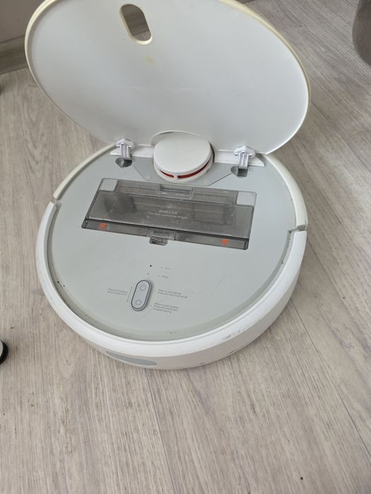 Робот пылесос xiaomi