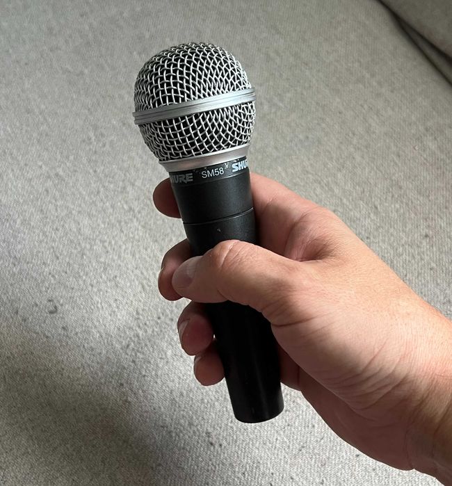 Microfon profesional Shure SM58 dinamic cardioid – XLR 3 pini