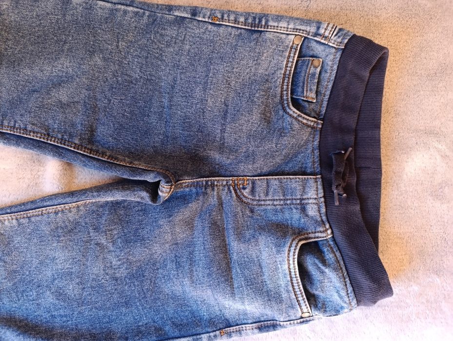 Детски дънки за момче размер 140