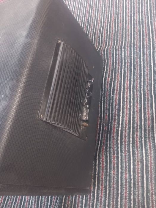 Sambufer 1.800w sotiladi