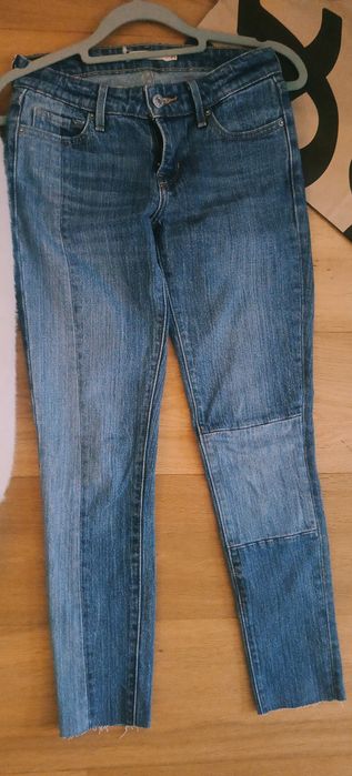 Levis , Дънки и кецове . Сет 65лв