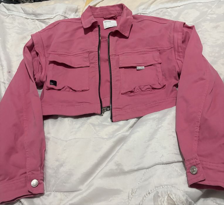 розово пролетно късо яке от bershka