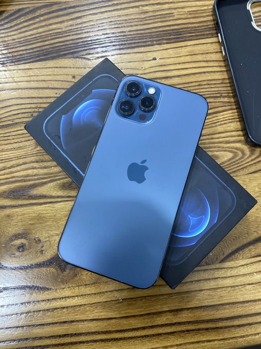 iPhone 12 Pro Max АКБ: 100%